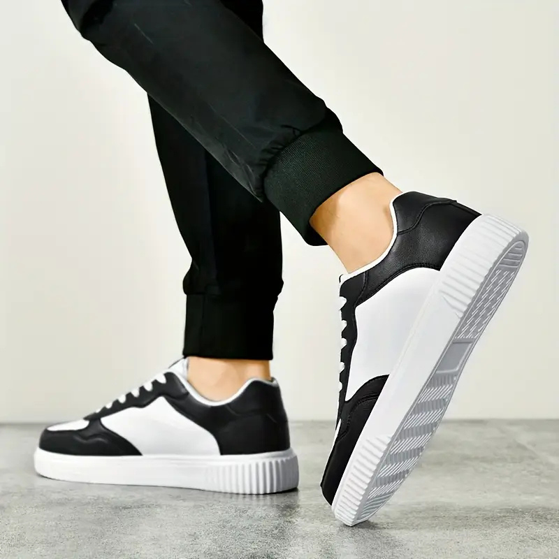 Trendy Lace-Up Skate Shoes